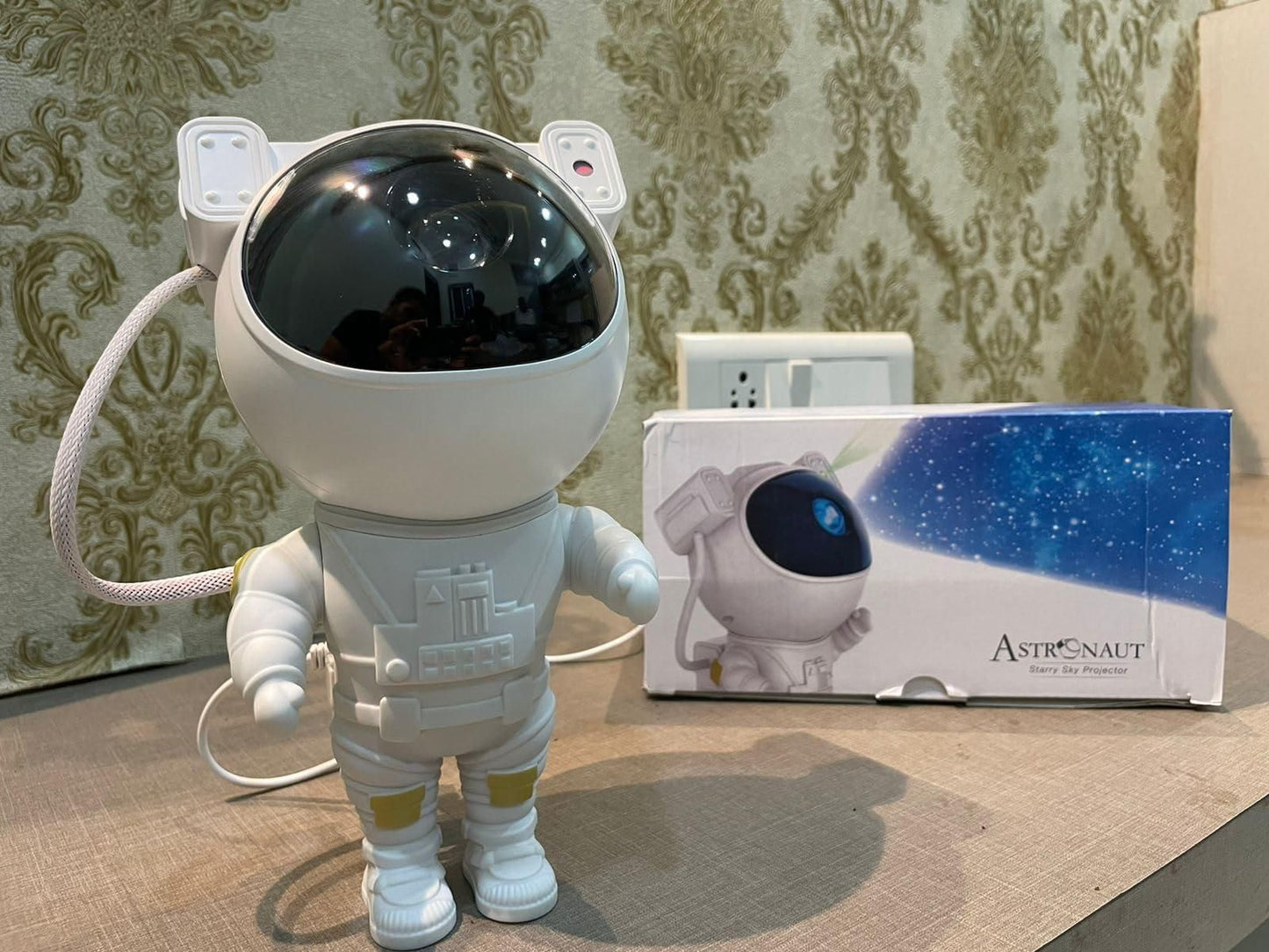 Astronaut Galaxy Projector™ | 360 Magnetic Head Rotation, Remote Control